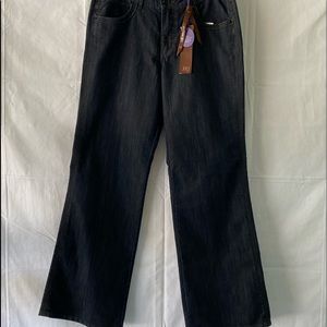 Jag, Foster fit, mid rise, boot cut, size 16, never warn still has tags.